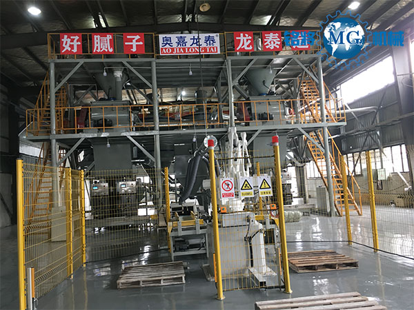 開一家膩?zhàn)臃蹚S需要投資多少錢？