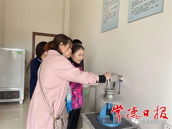 常德市采取“雙隨機、一公開”，抽檢22家預拌砼、預拌砂漿生產企業(yè)